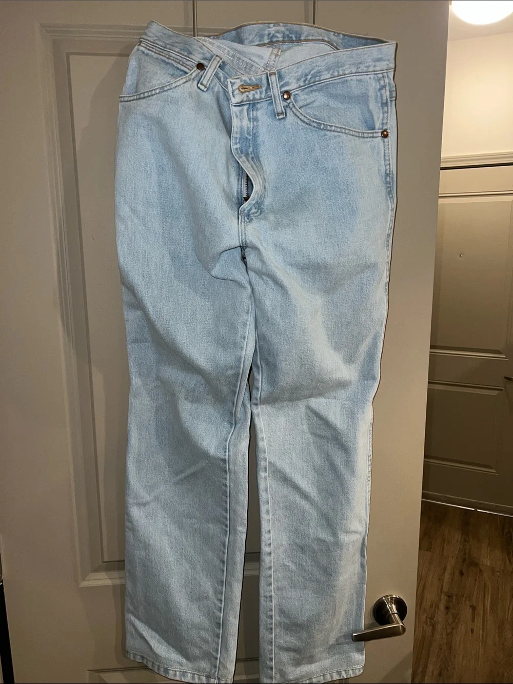 Wrangler Light Wash jeans (33x34)